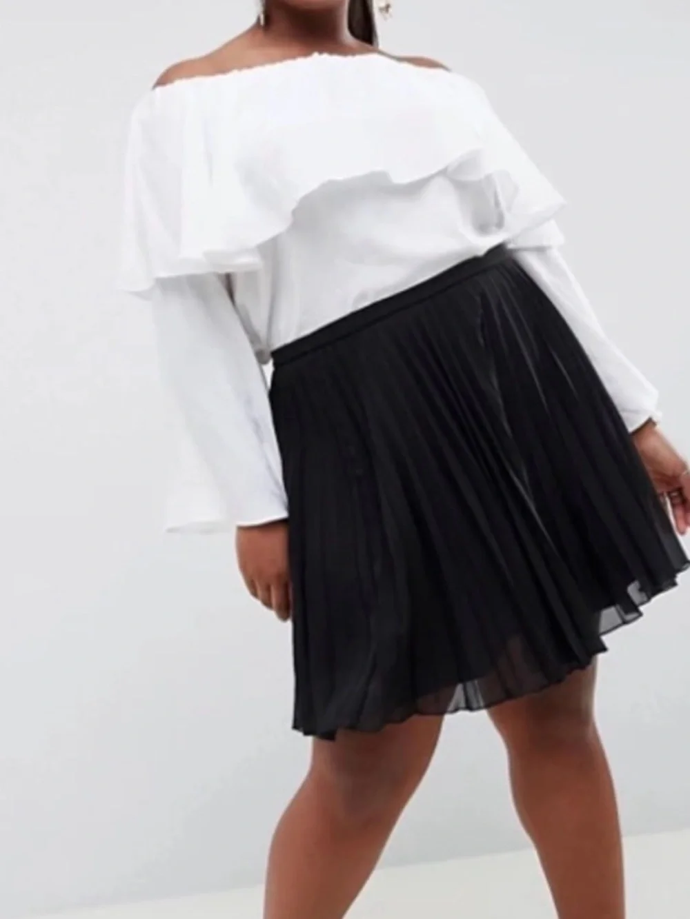 ASOS CURVE Black Pleated Mini Skirt Size 20